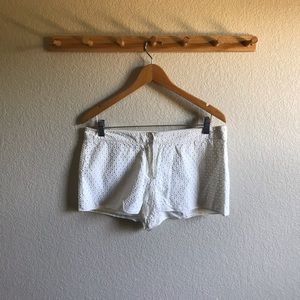 ❄️ 5 for $10 ❄️ White Eyelet Shorts